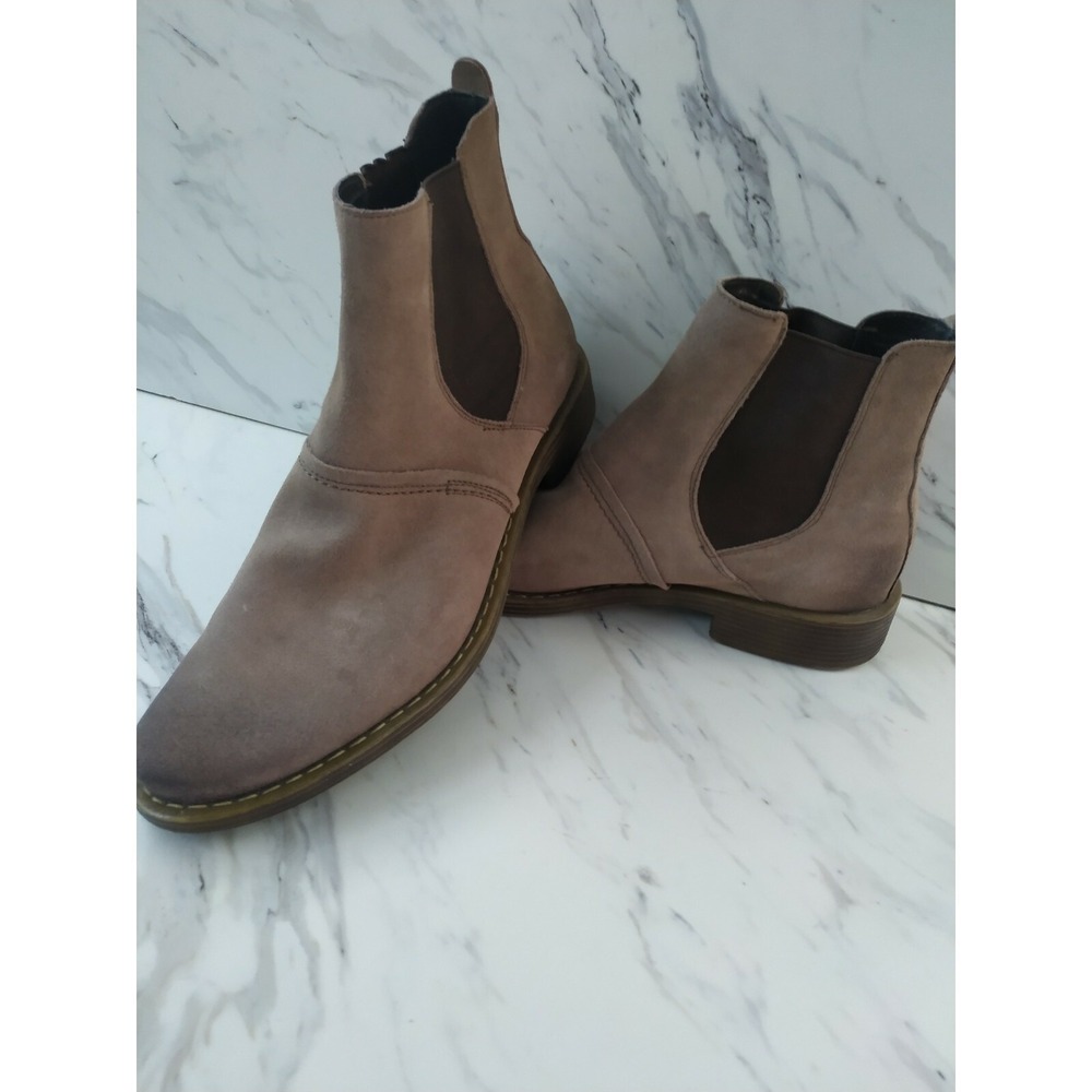 Tan Genuine Leather  Chelsea Ankle Boots Sand color sz 12 @75